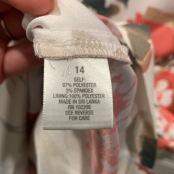 EUC Dressbarn Floral Dress size 14 or 16 - Picture 5 of 8